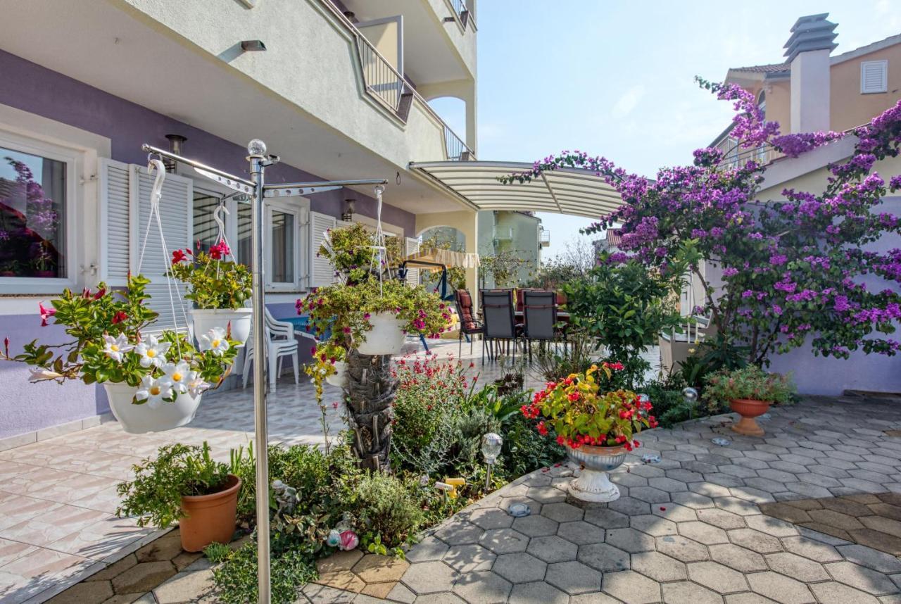 Apartments With A Parking Space Vodice - 6178 المظهر الخارجي الصورة