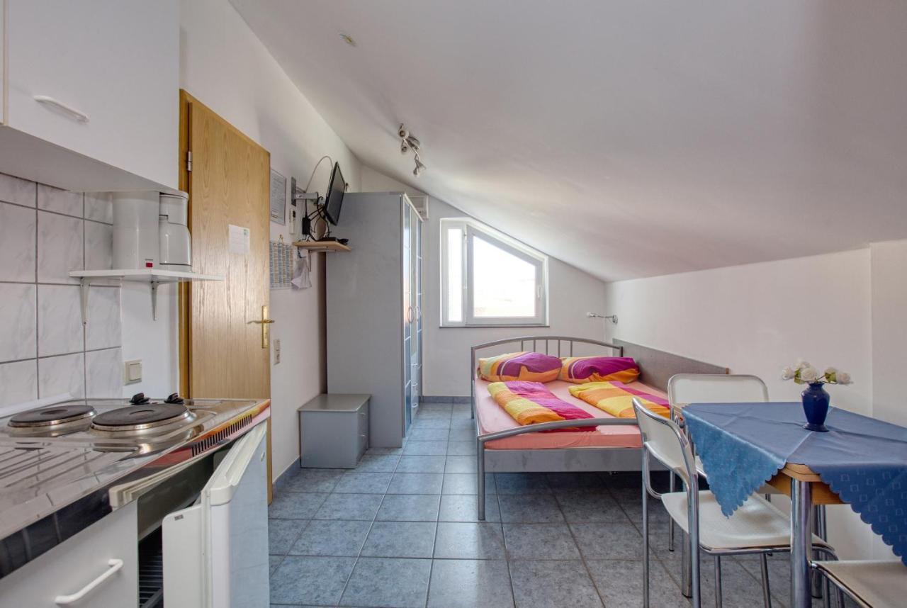 Apartments With A Parking Space Vodice - 6178 المظهر الخارجي الصورة
